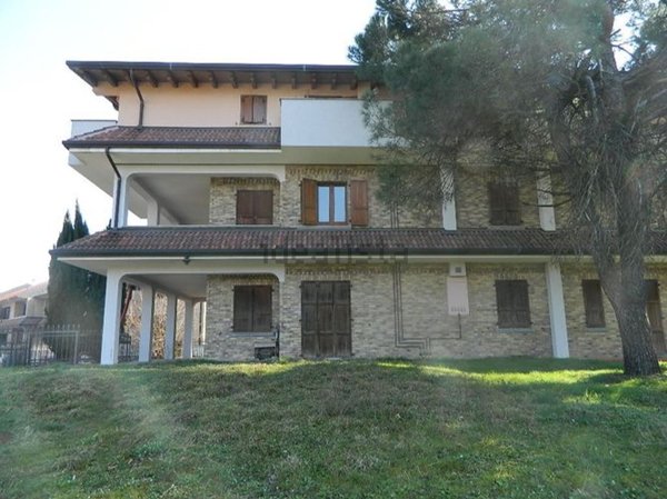 appartamento in vendita a Limbiate