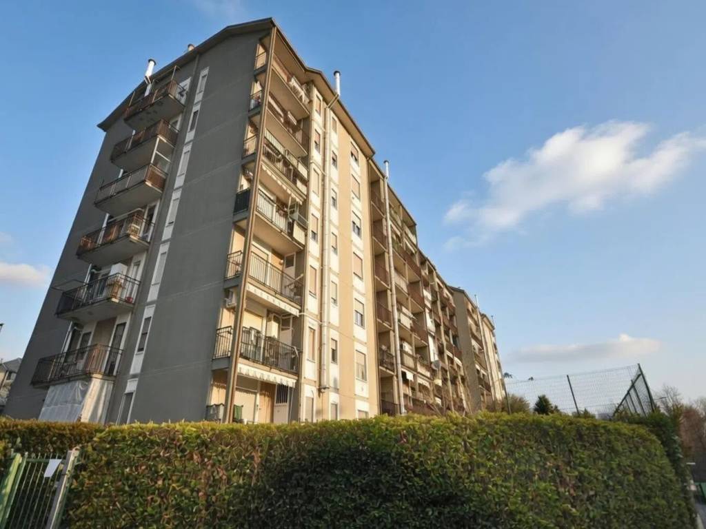 appartamento in vendita a Limbiate