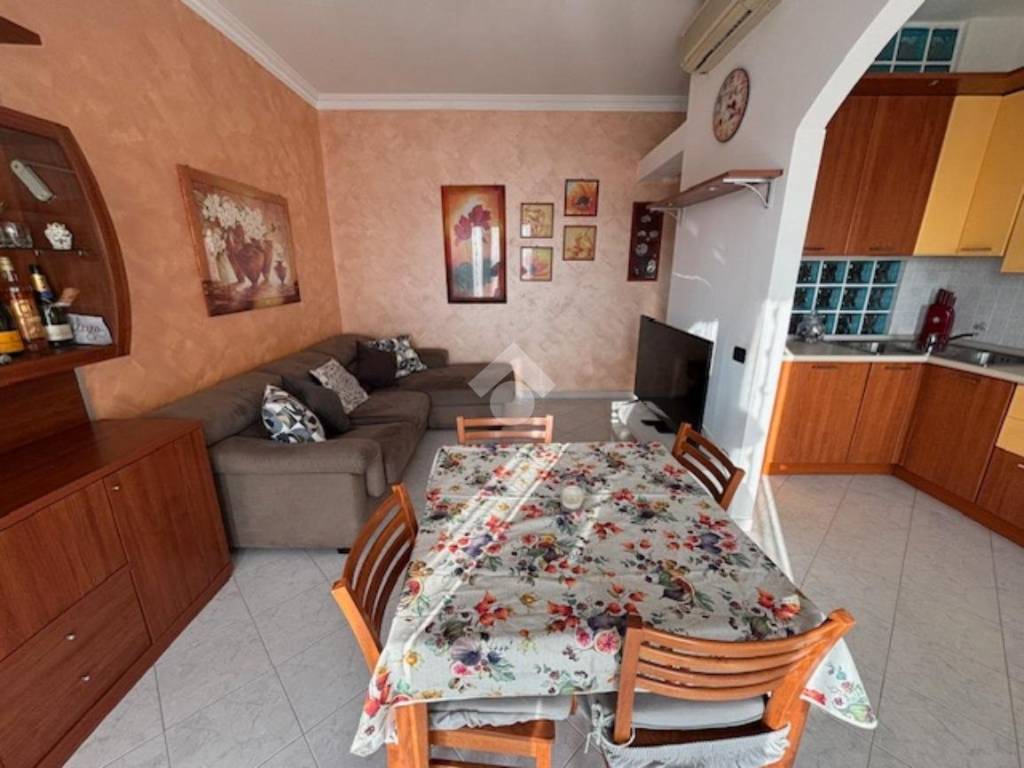 appartamento in vendita a Limbiate