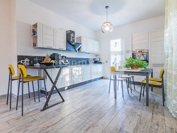 casa indipendente in vendita a Limbiate