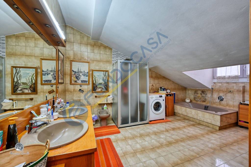 appartamento in vendita a Limbiate