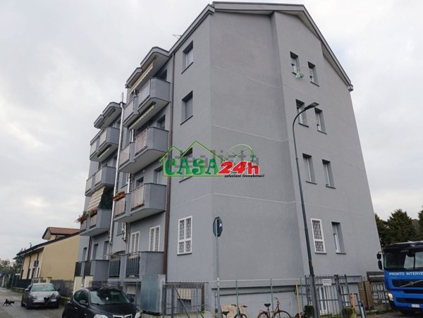 appartamento in vendita a Limbiate in zona Villaggio dei Giovi