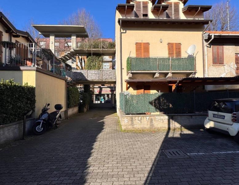 appartamento in vendita a Limbiate