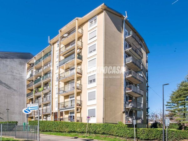 appartamento in vendita a Limbiate