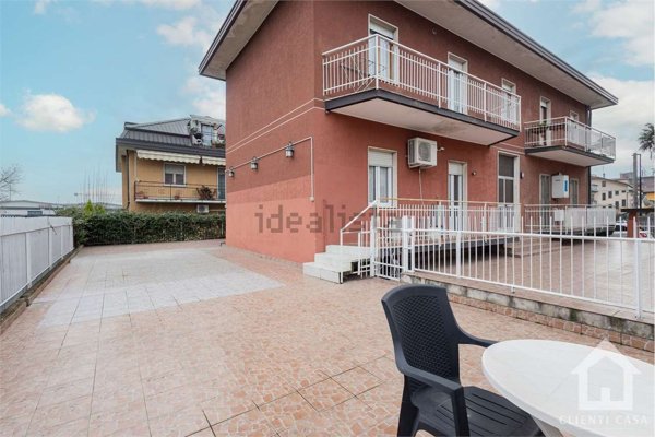 appartamento in vendita a Limbiate