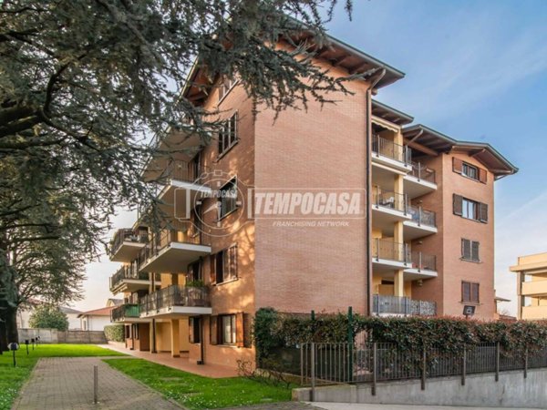 appartamento in vendita a Limbiate