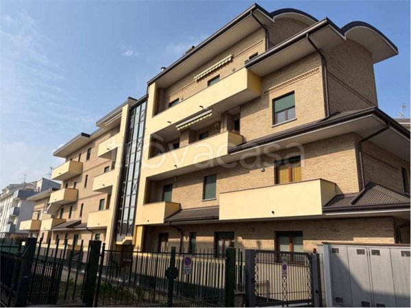 appartamento in vendita a Limbiate
