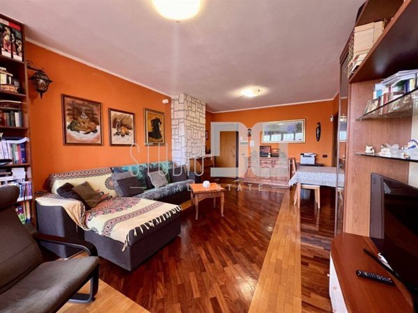 appartamento in vendita a Limbiate in zona Mombello