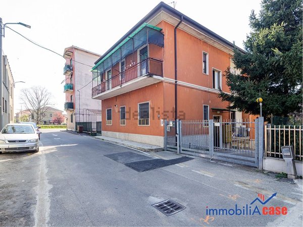 appartamento in vendita a Limbiate