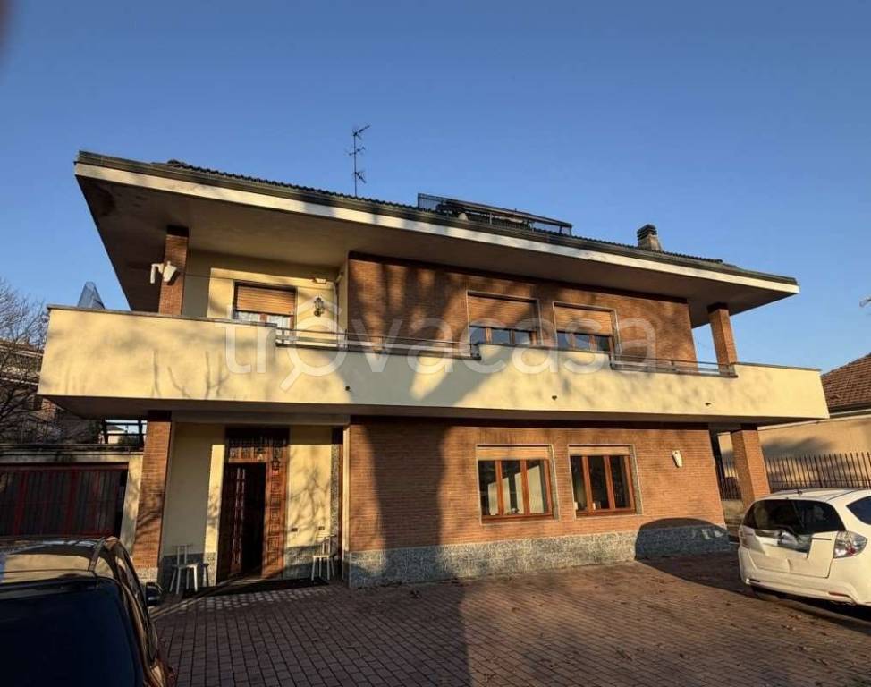 casa indipendente in vendita a Limbiate