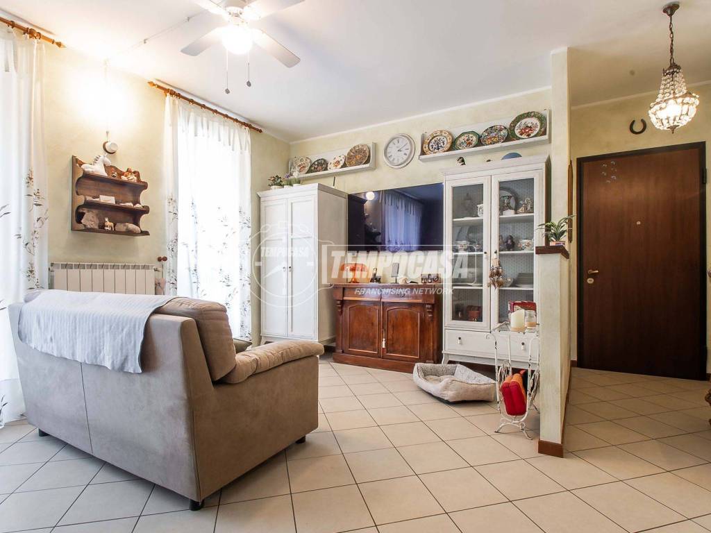 appartamento in vendita a Limbiate