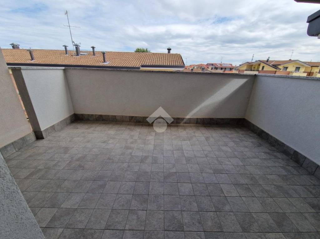 appartamento in vendita a Limbiate