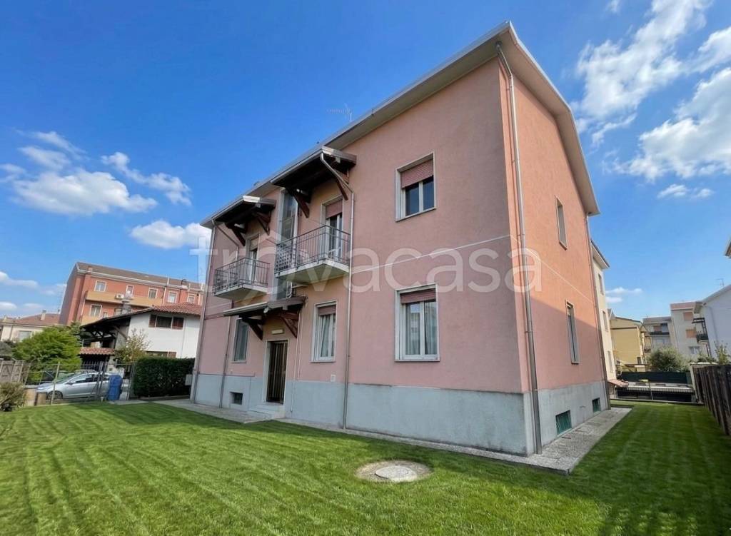 appartamento in vendita a Limbiate