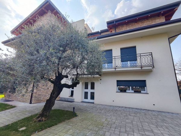 appartamento in vendita a Limbiate