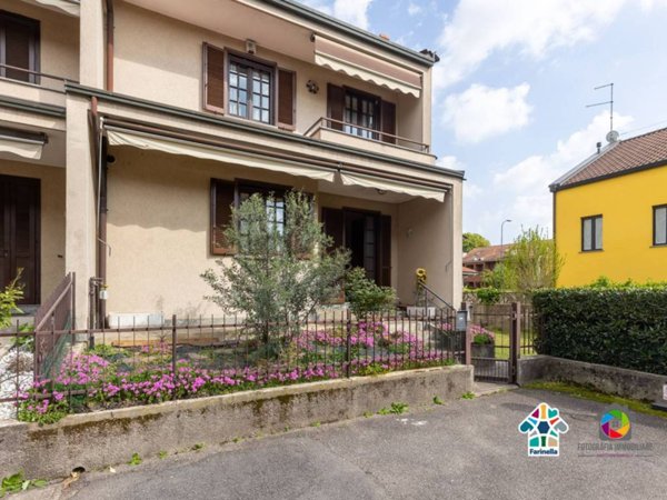 casa indipendente in vendita a Limbiate