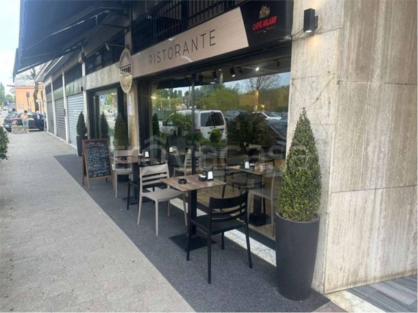 negozio in vendita a Limbiate
