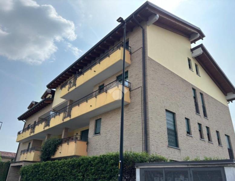 appartamento in vendita a Limbiate