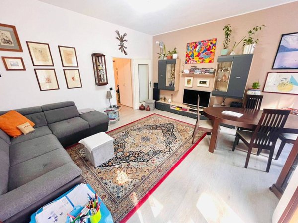 appartamento in vendita a Limbiate in zona Mombello