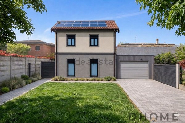 casa indipendente in vendita a Limbiate