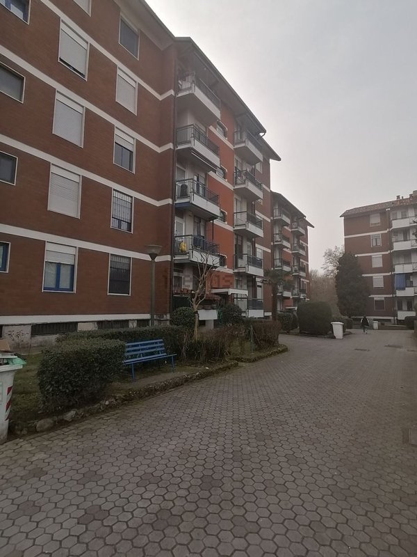 appartamento in vendita a Limbiate