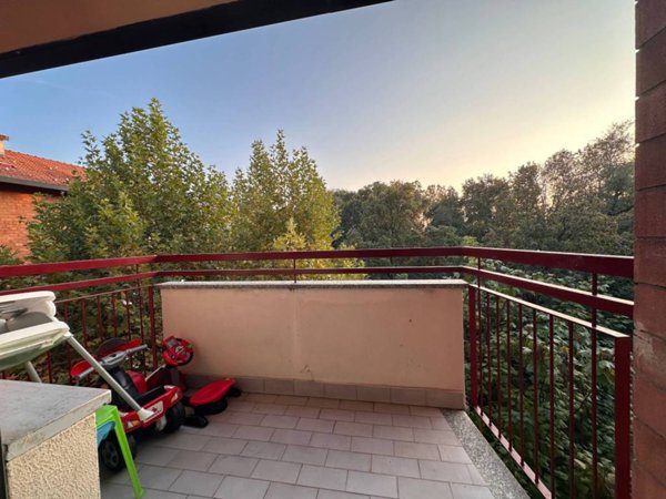 appartamento in vendita a Limbiate in zona Mombello