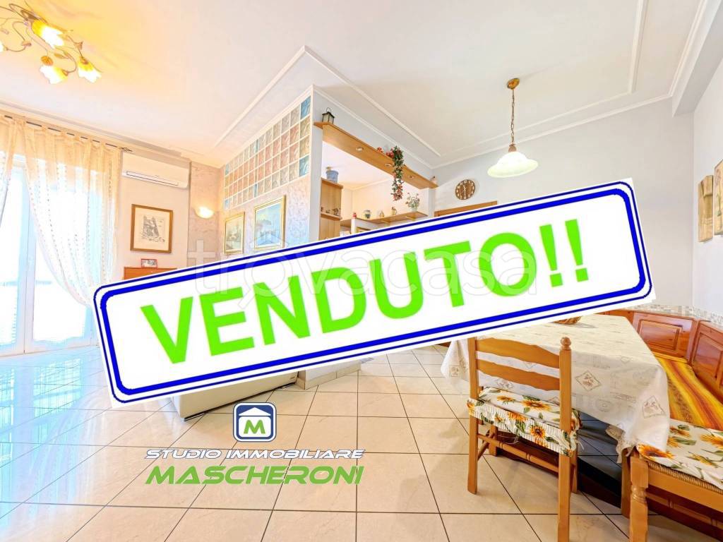 appartamento in vendita a Limbiate