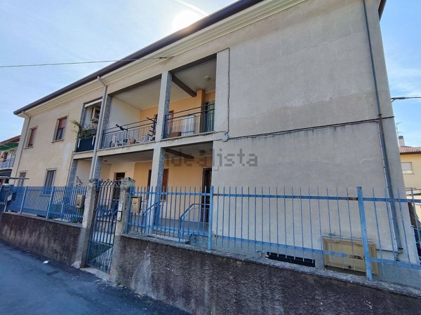 appartamento in vendita a Limbiate