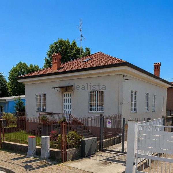 casa indipendente in vendita a Limbiate
