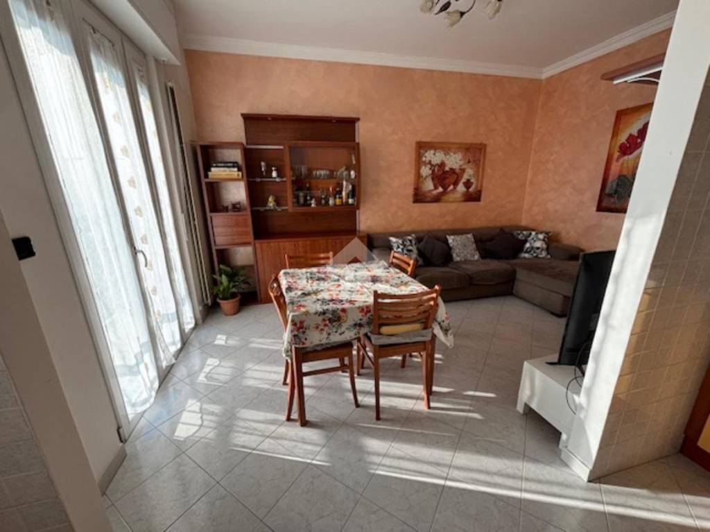appartamento in vendita a Limbiate