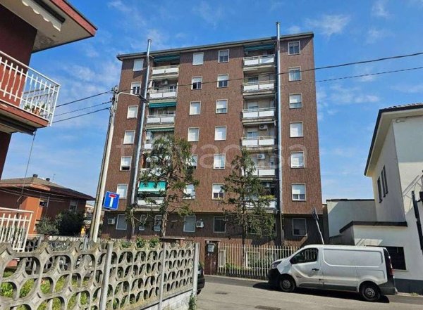 appartamento in vendita a Limbiate