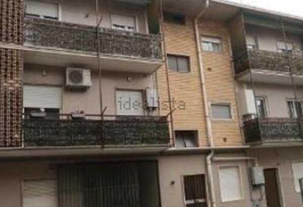 appartamento in vendita a Limbiate in zona Villaggio dei Giovi