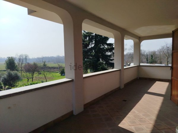 appartamento in vendita a Limbiate in zona Villaggio dei Giovi