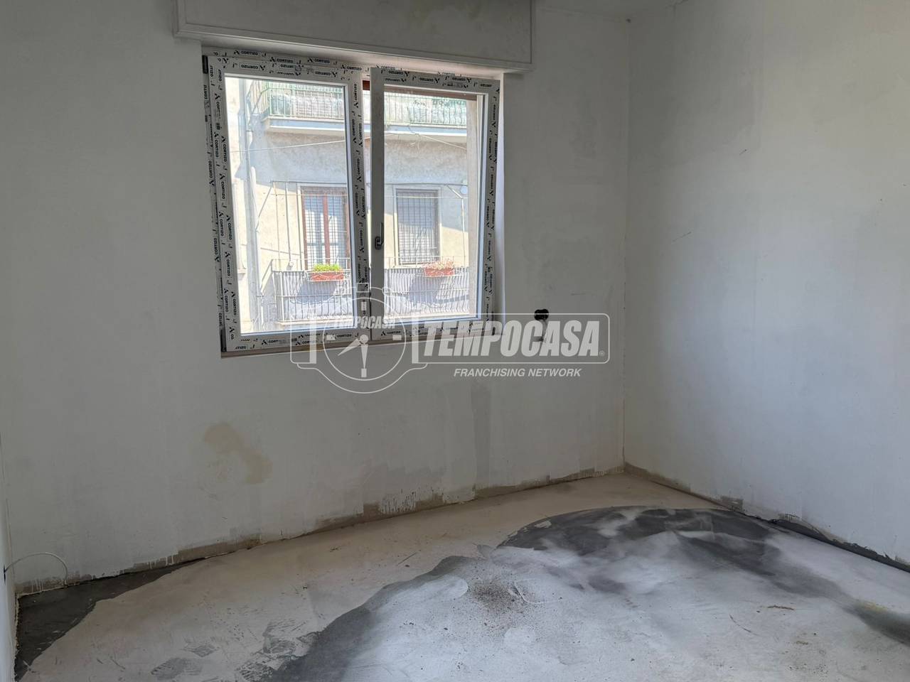 appartamento in vendita a Limbiate in zona Pinzano