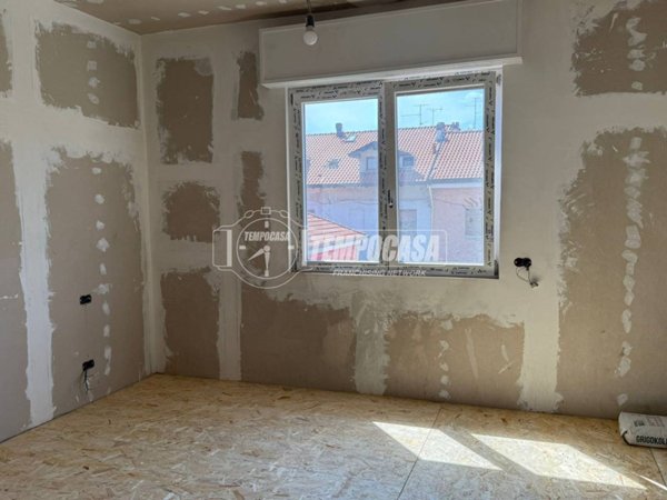 appartamento in vendita a Limbiate