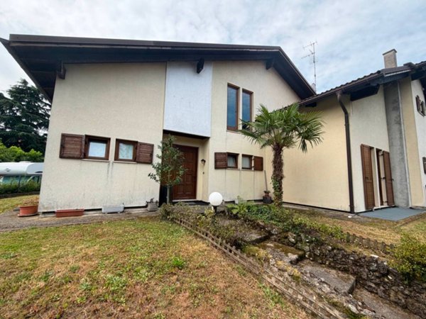 casa indipendente in vendita a Limbiate