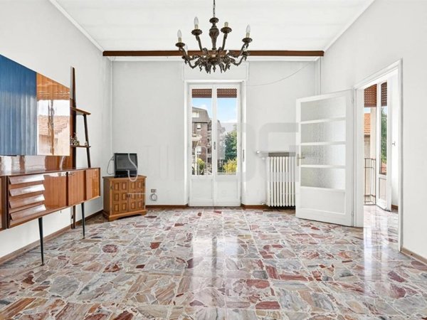 casa indipendente in vendita a Limbiate in zona Villaggio dei Giovi