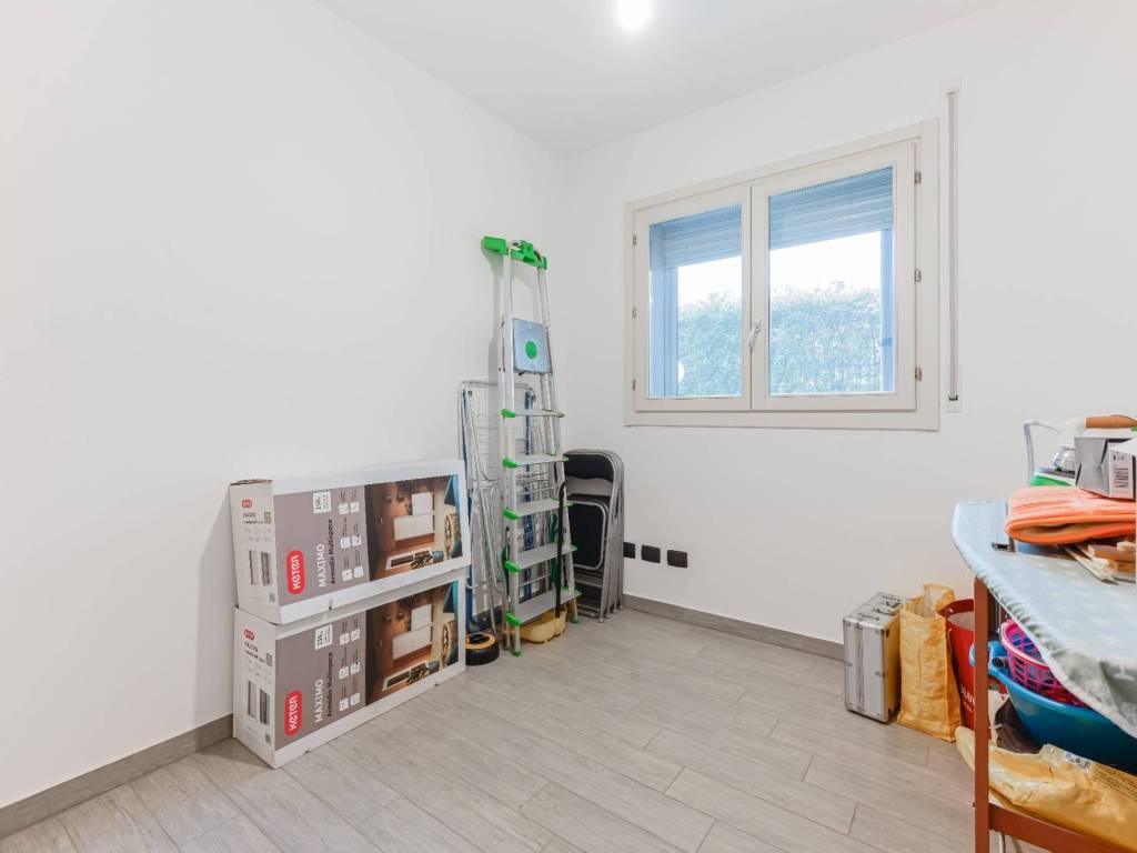 appartamento in vendita a Limbiate in zona Villaggio del Sole