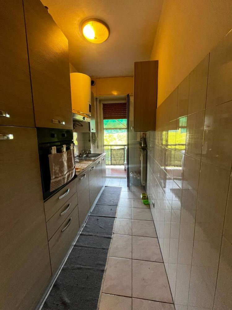 appartamento in vendita a Limbiate in zona Mombello