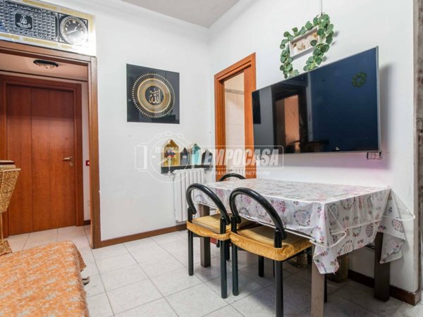 appartamento in vendita a Limbiate in zona Pinzano