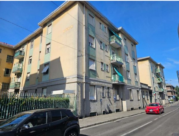 appartamento in vendita a Limbiate in zona Villaggio dei Giovi