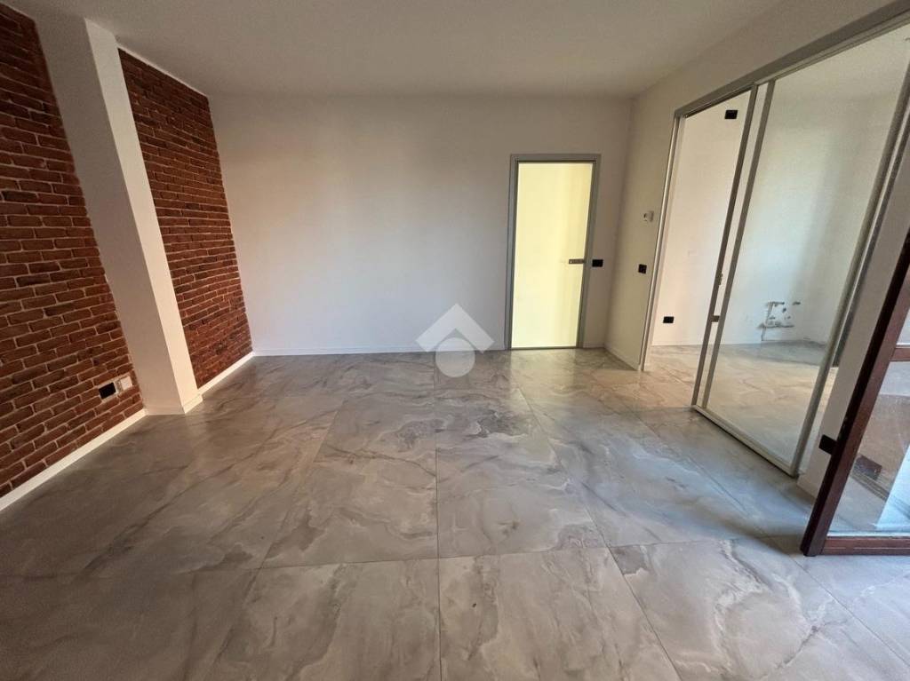 appartamento in vendita a Limbiate