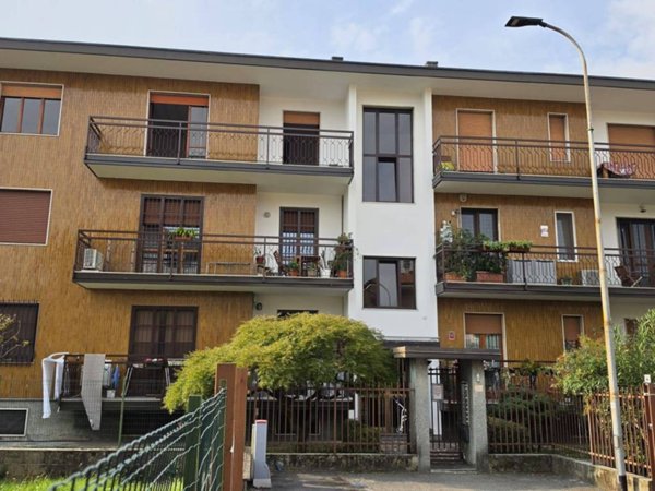 appartamento in vendita a Limbiate