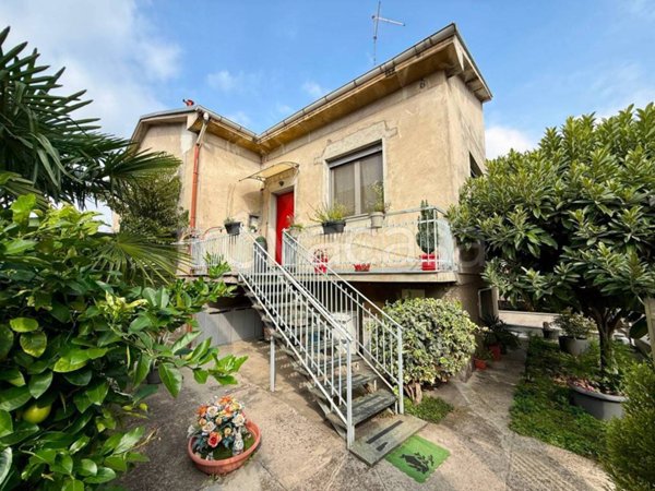 casa indipendente in vendita a Limbiate