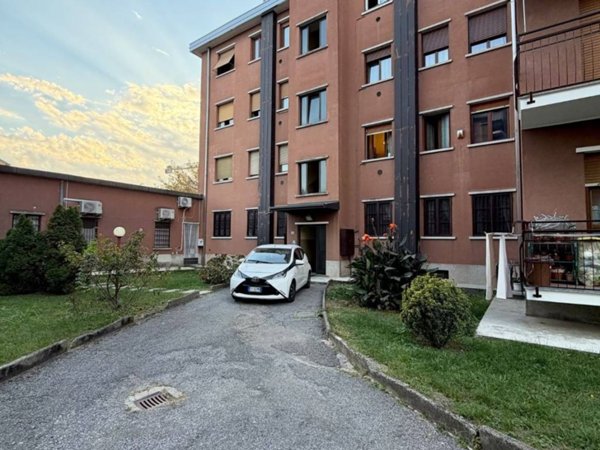 appartamento in vendita a Limbiate