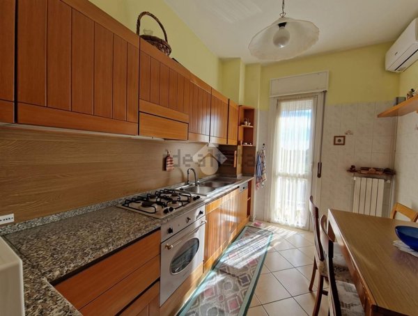 appartamento in vendita a Limbiate in zona Pinzano