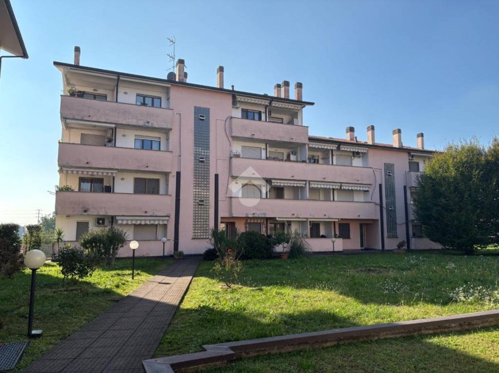 appartamento in vendita a Limbiate
