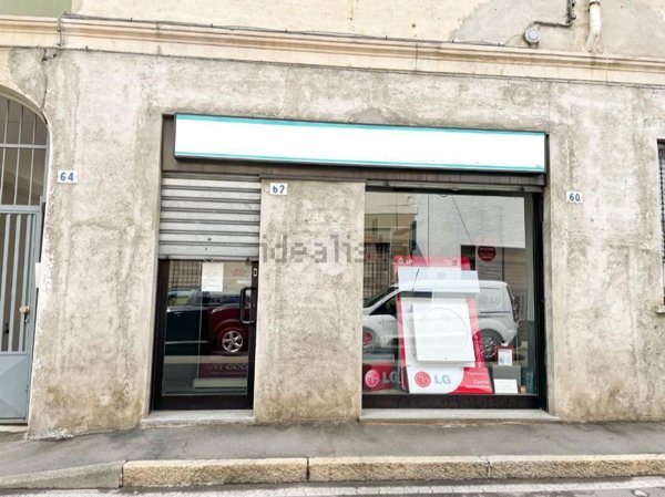 negozio in vendita a Lissone