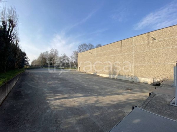 locale commerciale in vendita a Lissone