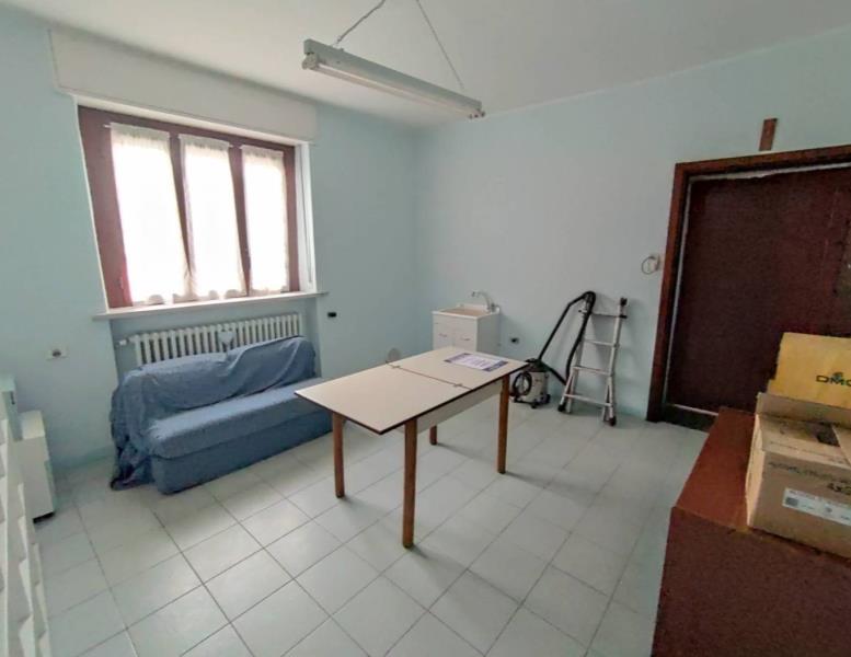 negozio in vendita a Lissone