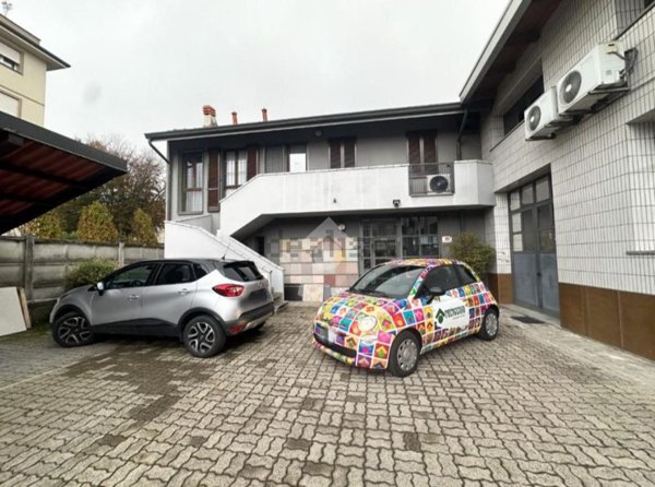 casa semindipendente in vendita a Lissone